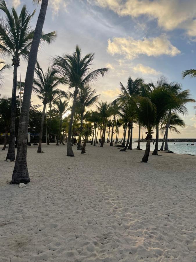 Appartement Plage St-anne Studio Vue Mer *