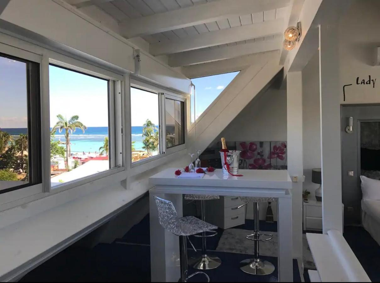 Plage St-anne Studio Vue Mer Appartement